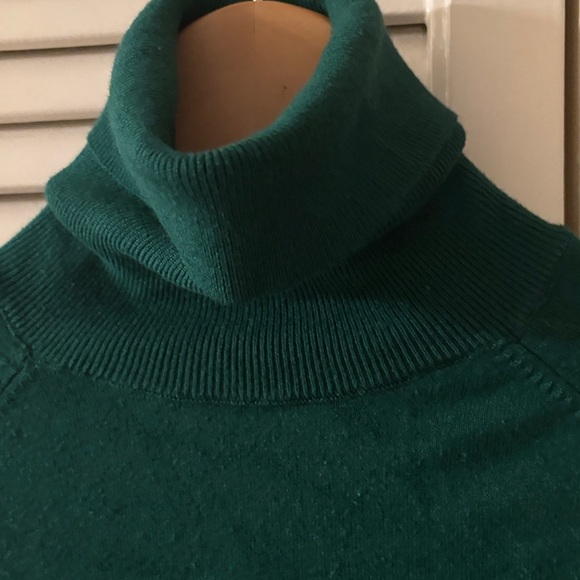 Zara Deep Green Knit Top - Picture 6 of 8
